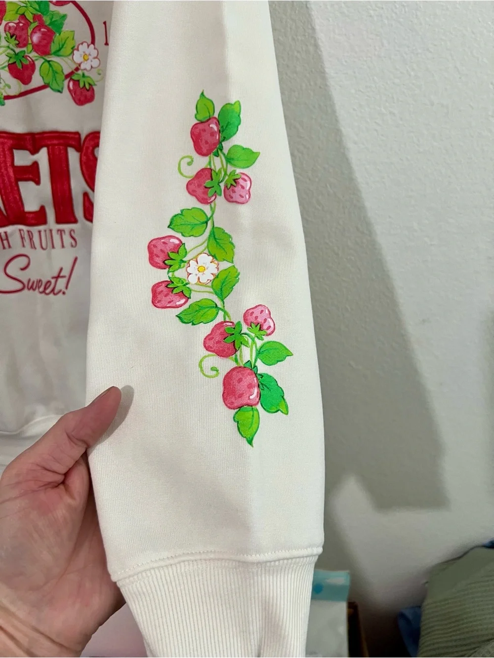 Cream 'Strawberry Shortcake Markets' Graphic Sweatshirt - Picture 13 of 16